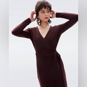 DVF Linda cashmere dress in burgundy in P